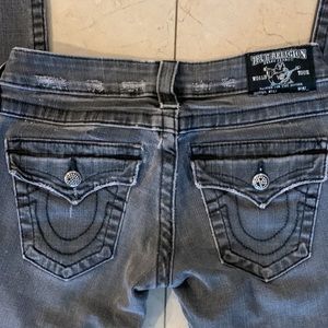 EUC True Religion Billy gray distressed denim with crystal buttons